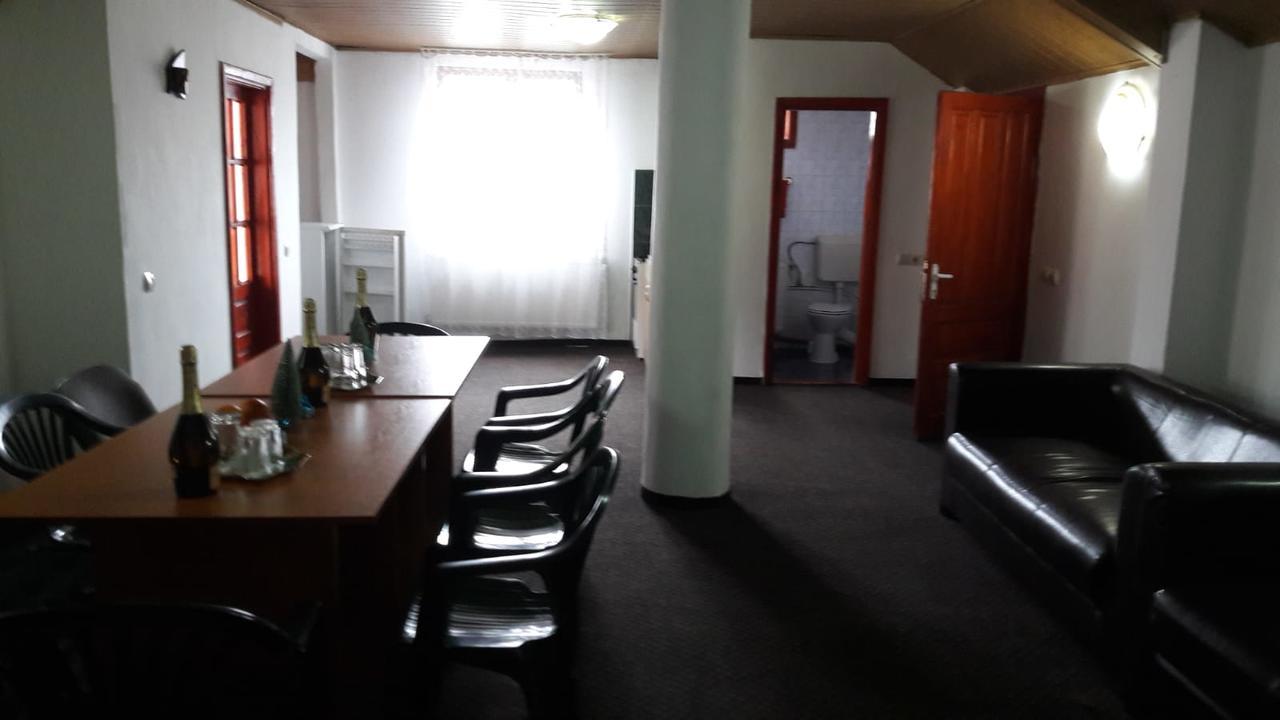 Vila Laura Buşteni Eksteriør bilde